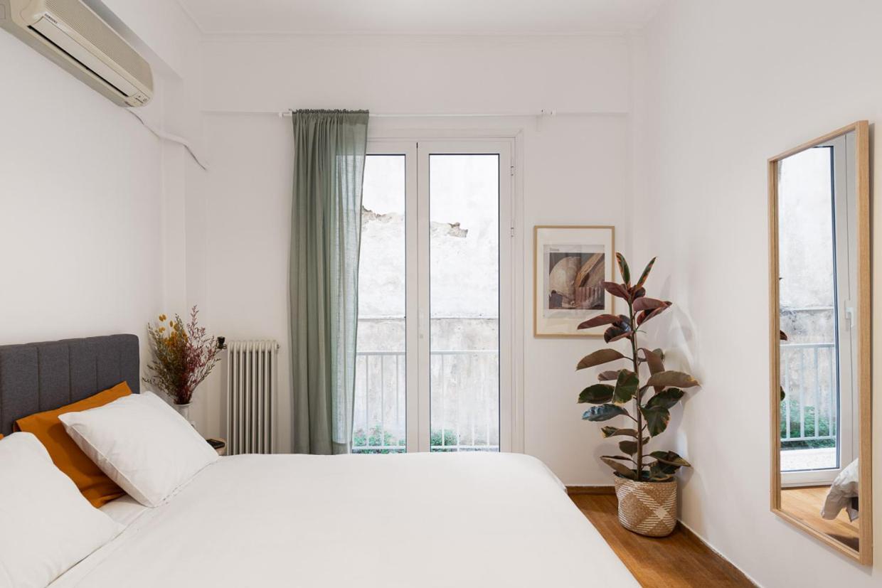 Comfort Aparment In Exarcheia เอเธนส์ ภายนอก รูปภาพ